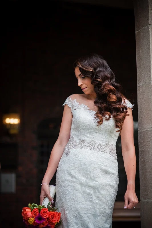 Steals and Deals Allure Bridals 9371