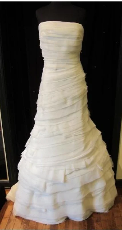 Today's Special Enzoani Faye 850650