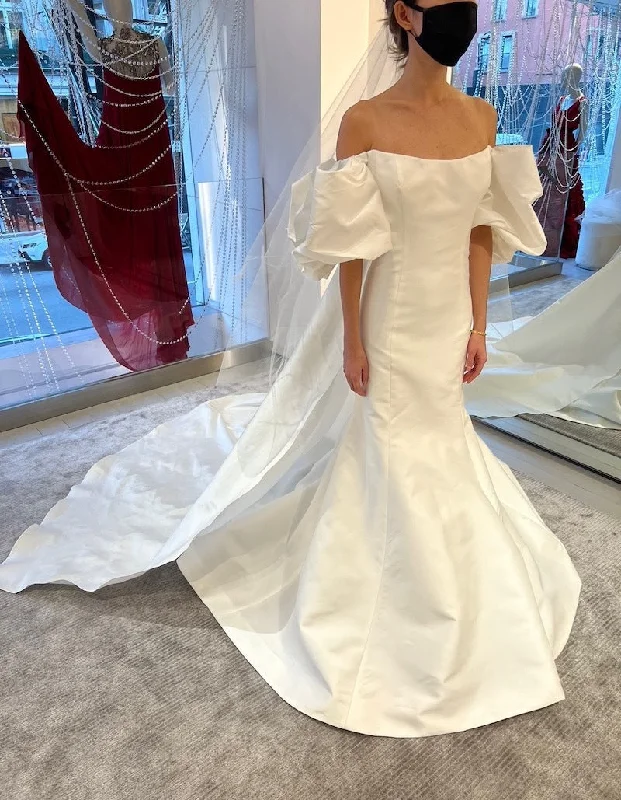 Take Advantage Monique Lhuillier Admire