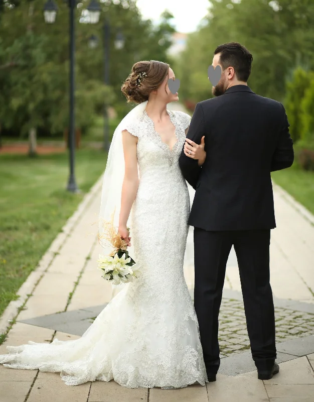 Epic Deals Allure Bridals 9318