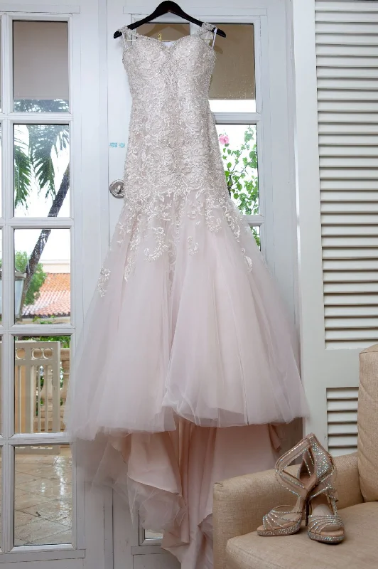 Stock Clearance Allure Bridals 9275