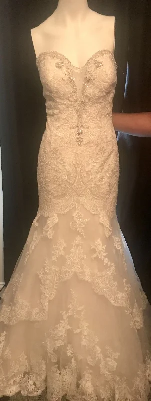 Season Finale Sale Allure Bridals 9376