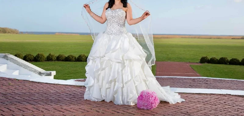 YEAR-End Clearance Pnina Tornai