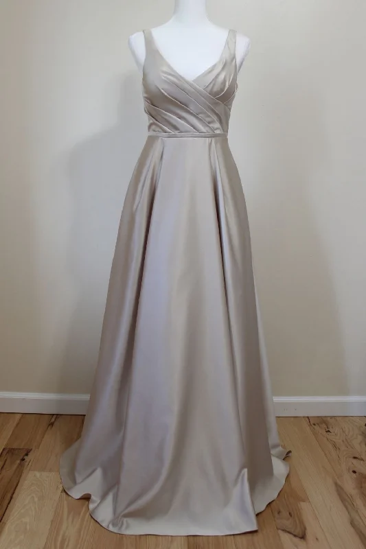 Quick Sale David's Bridal F15741