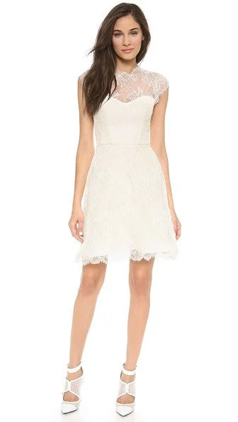 Price Rollback Monique Lhuillier Alessia Lace