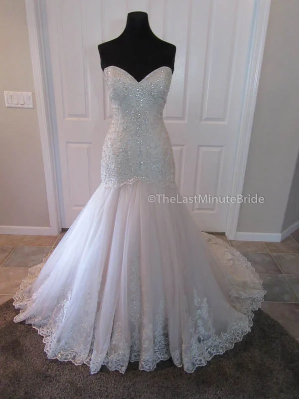 Holiday Sale Allure Bridals 9325