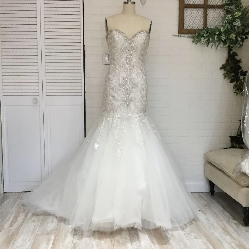 Crazy Savings Allure Bridals 9275