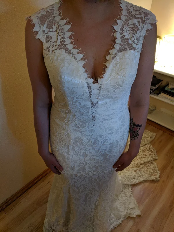 Today Only Allure Bridals 9306