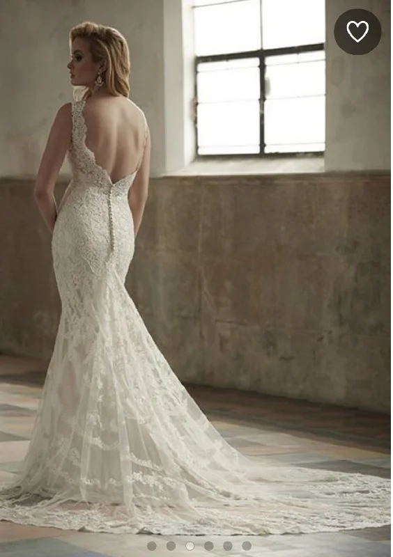 Take Advantage Allure Bridals 9304