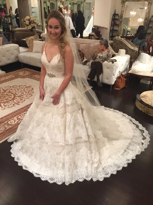 YEAR-End Sale Allure Bridals 9400