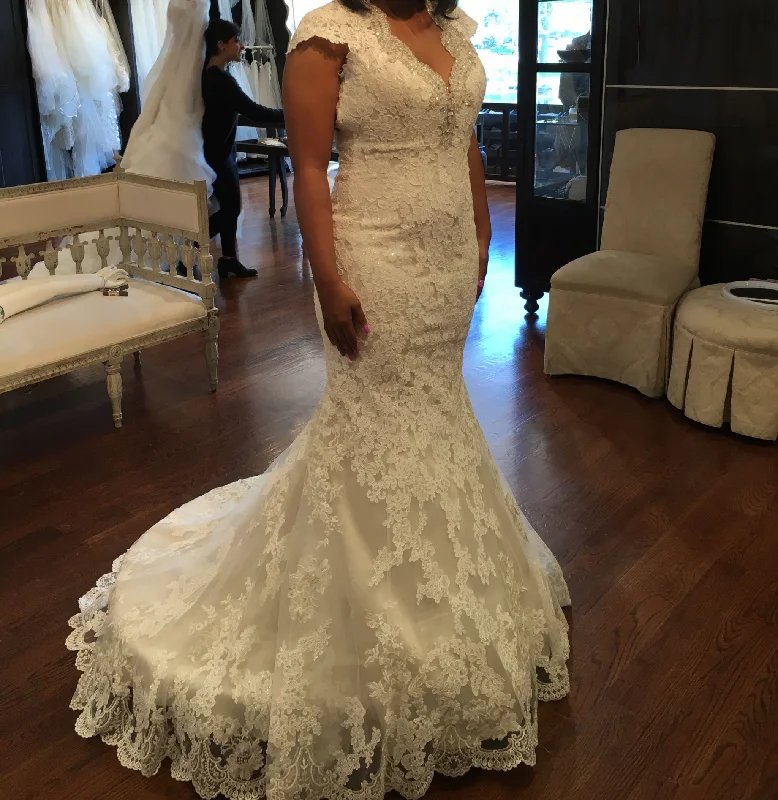 Exclusive Savings Allure Bridals 9318