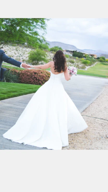 Exclusive Preview Allure Bridals 9303