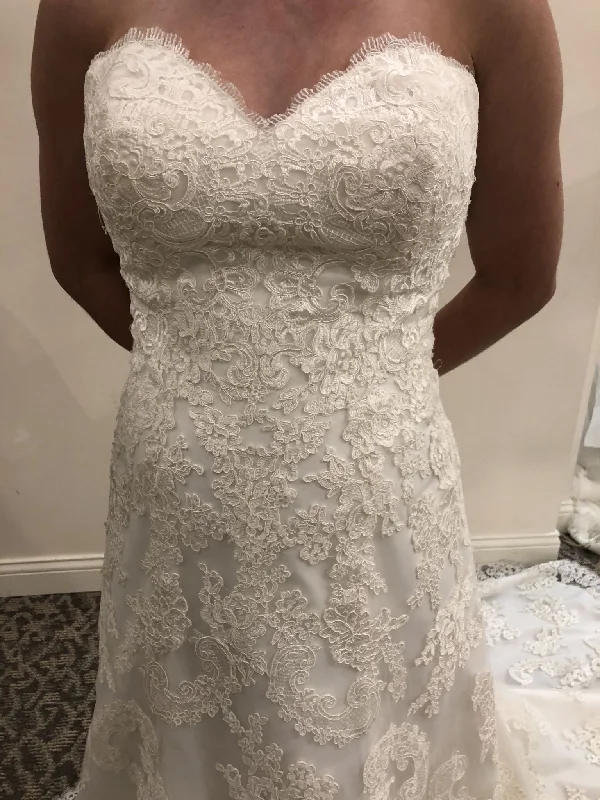 Savings Alert Allure Bridals 9309