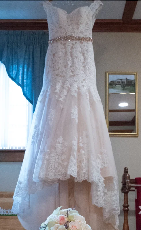 Epic Deals Allure Bridals 940