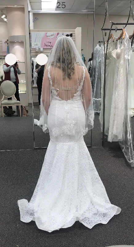 Exclusive Offers David's Bridal MS251211