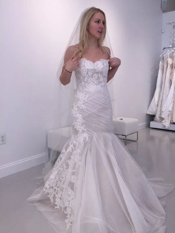 Clearance Event Monique Lhuillier 1516