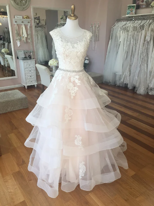 TIME-Limited Offer Allure Bridals 9321