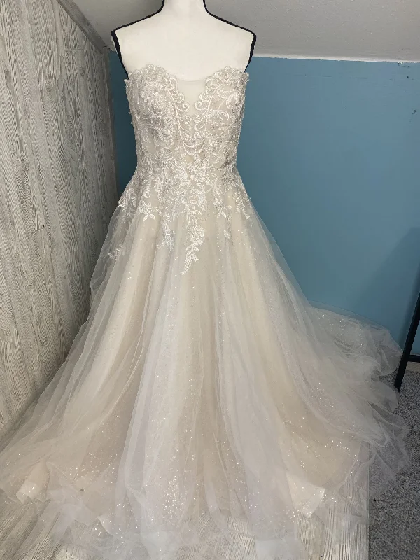 Sale Event Bonny Bonnie Bridal Style #918