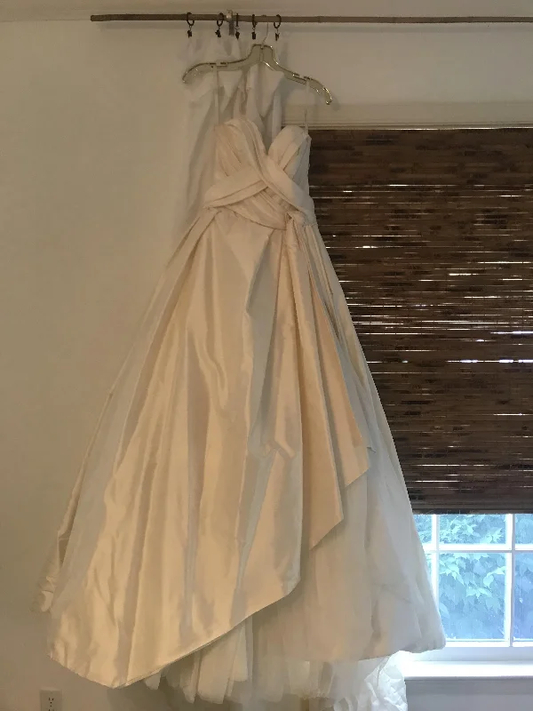 Overstock Modern Trousseau Mina