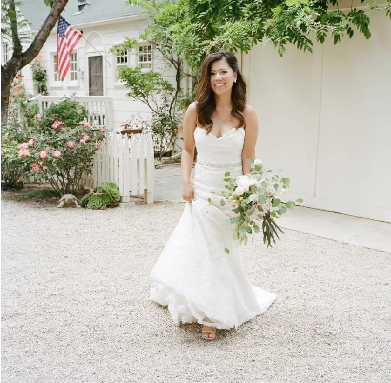 YEAR-End Sale Modern Trousseau Georgia