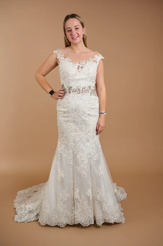 Act Now Allure Bridals 9371