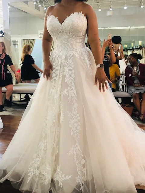 Exclusive Preview Allure Bridals 93447