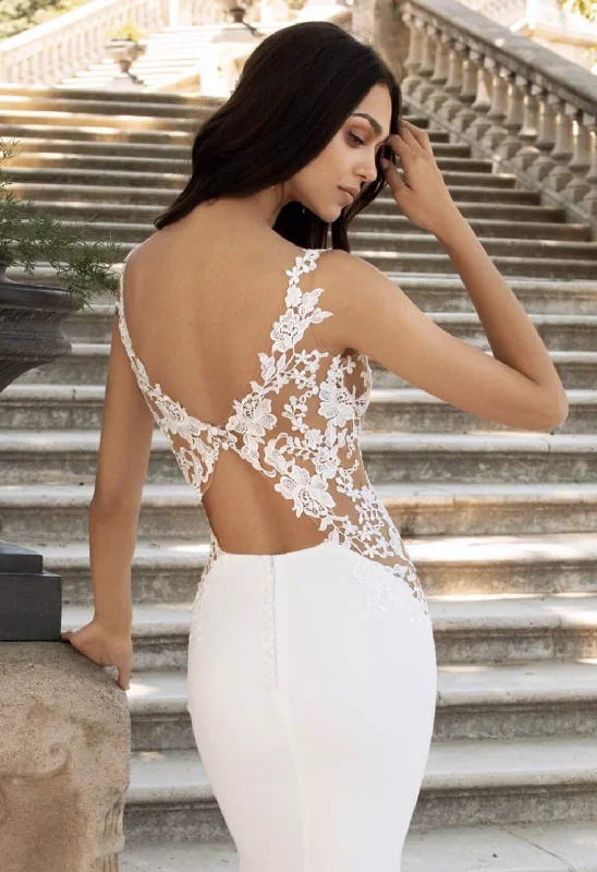 Online Exclusive Pronovias Valera