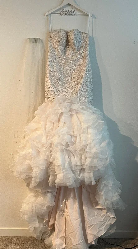 Exclusive Preview Allure Bridals 9355