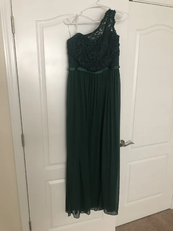 Deal Explosion David's Bridal F17063