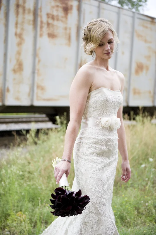 Great Bargains Modern Trousseau Autumn