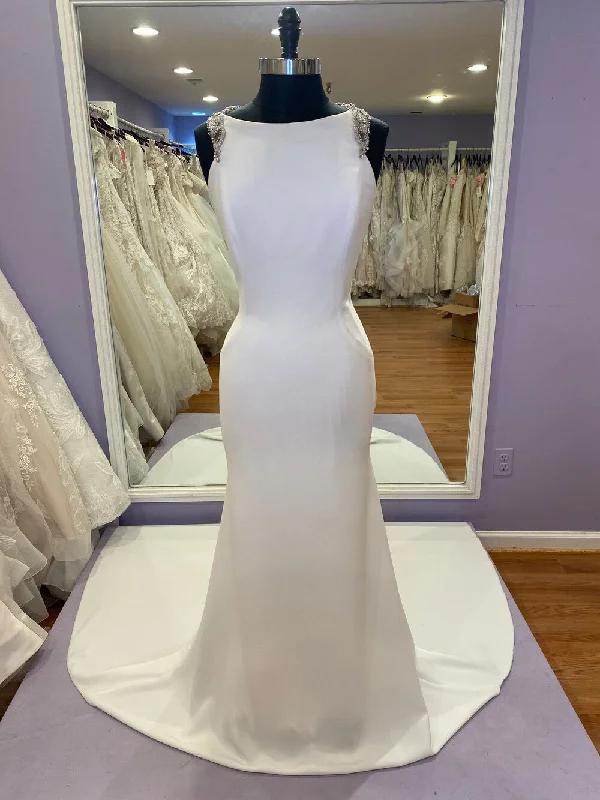 Today’s Deal Pronovias EMMETT