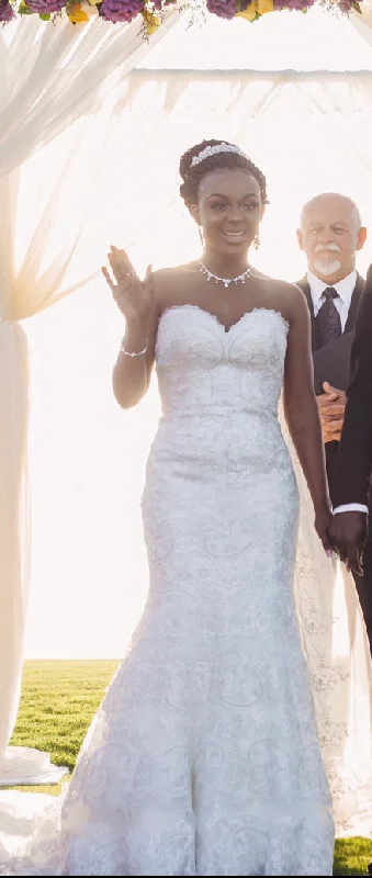 Sneak Peek Sale Allure Bridals 9365