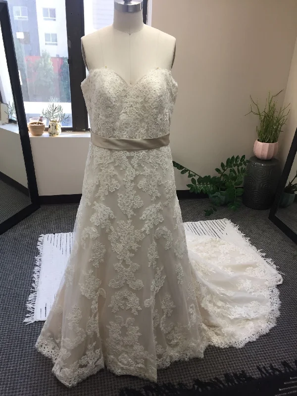 Crazy Deals Allure Bridals 9309