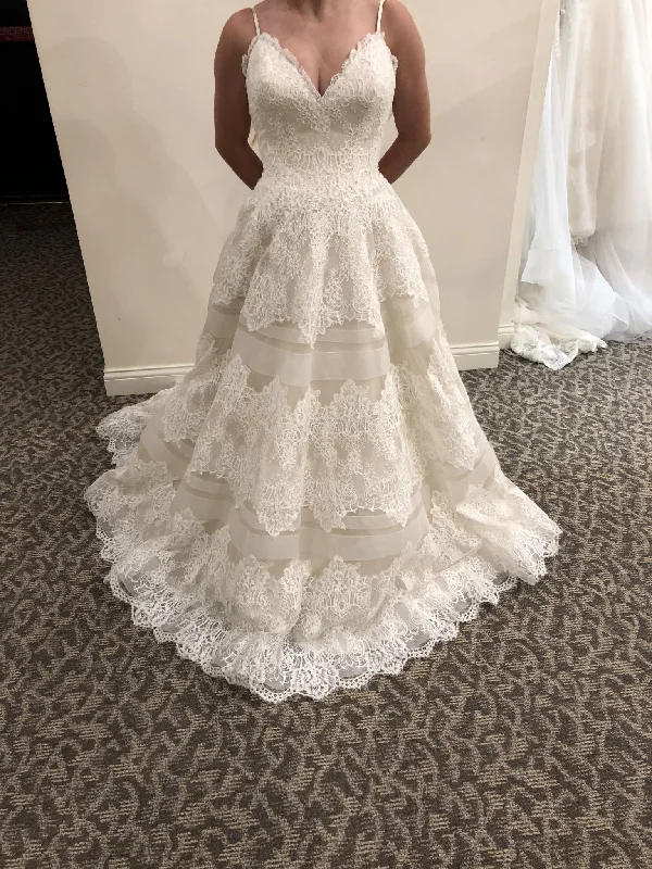 Super Deal Allure Bridals 9400