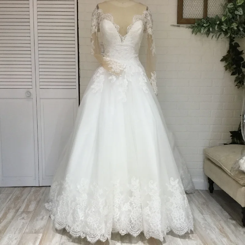 Value Deals Allure Bridals 9366