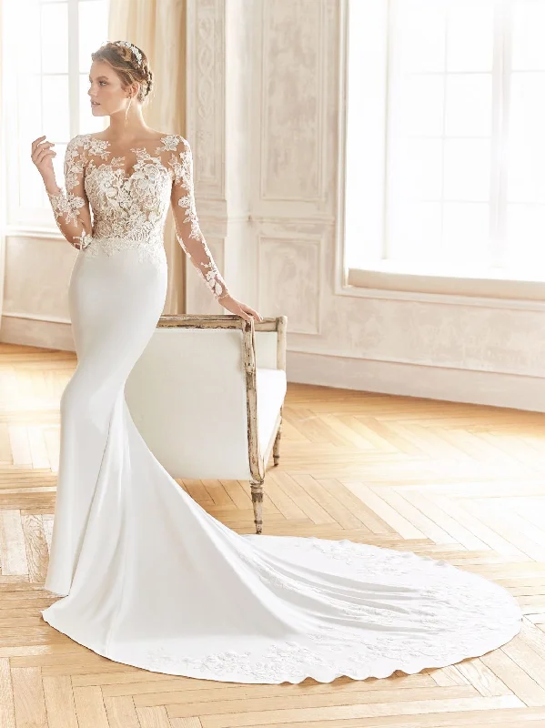 Today Only Pronovias Baena