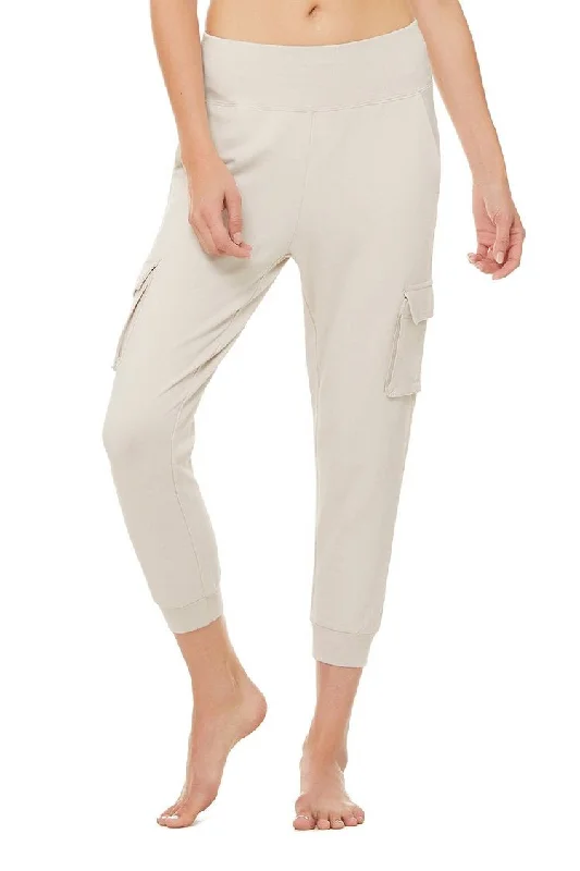 Blowout Sale 7/8 High-Waist Cargo Sweatpant