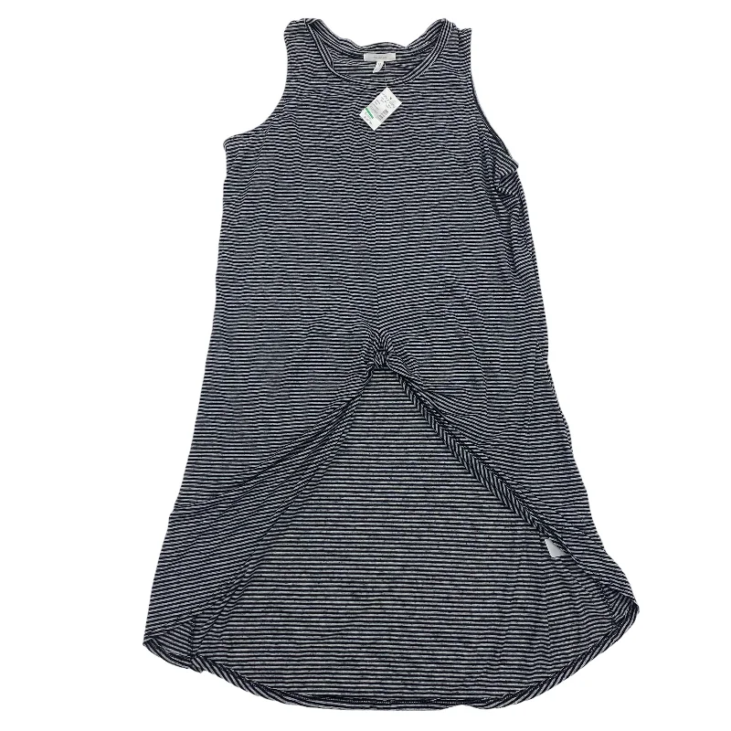Savings Bonanza BLACK & GREY TUNIC SLEEVELESS by MAURICES Size:XL