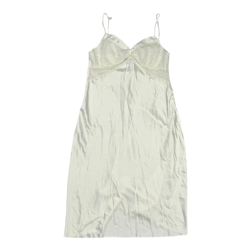 Don't Wait Nightgown By Morgan Taylor In Cream, Size:M
