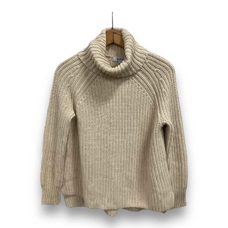 Super Sale Sweater By 525 America  Size: Xs