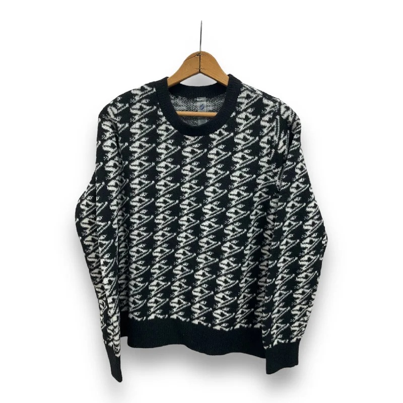 Don’t Miss Out Sweater By Lou And Grey  Size: S