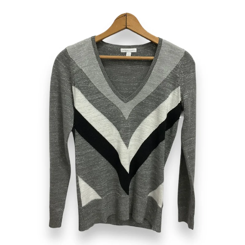 Final Clearance Sweater By New York And Co  Size: Xs