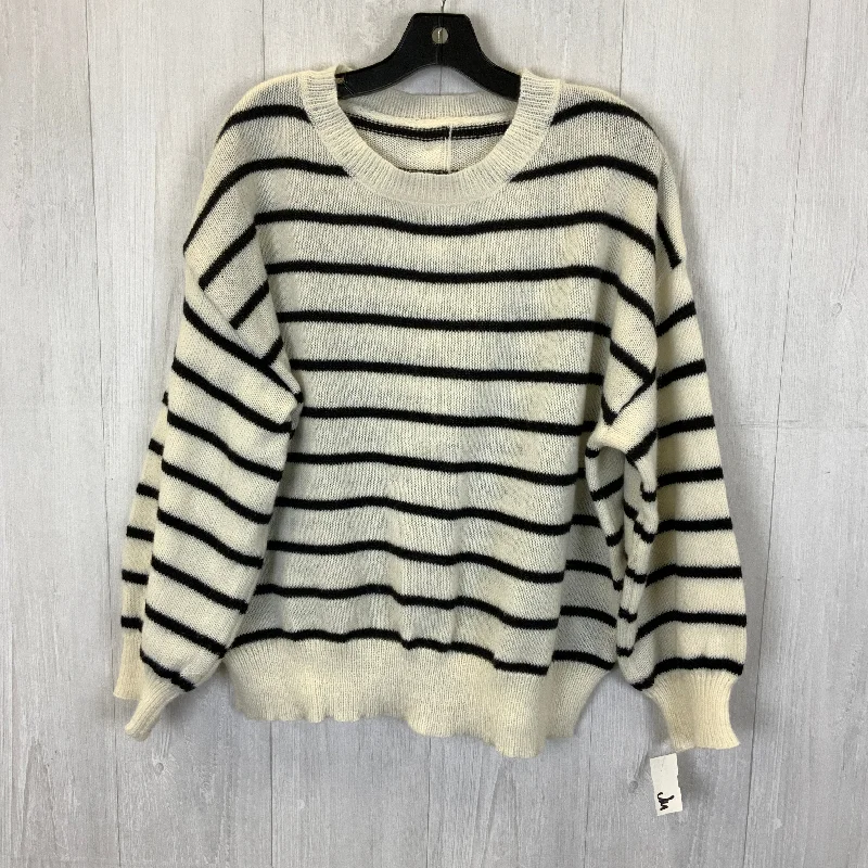 Exclusive Savings Sweater By Shein In Black & White, Size: 1x