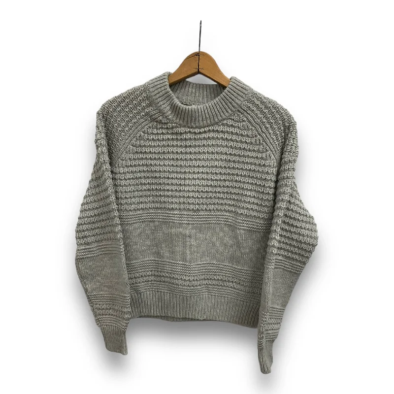 Final Clearance Sweater By Universal Thread  Size: S