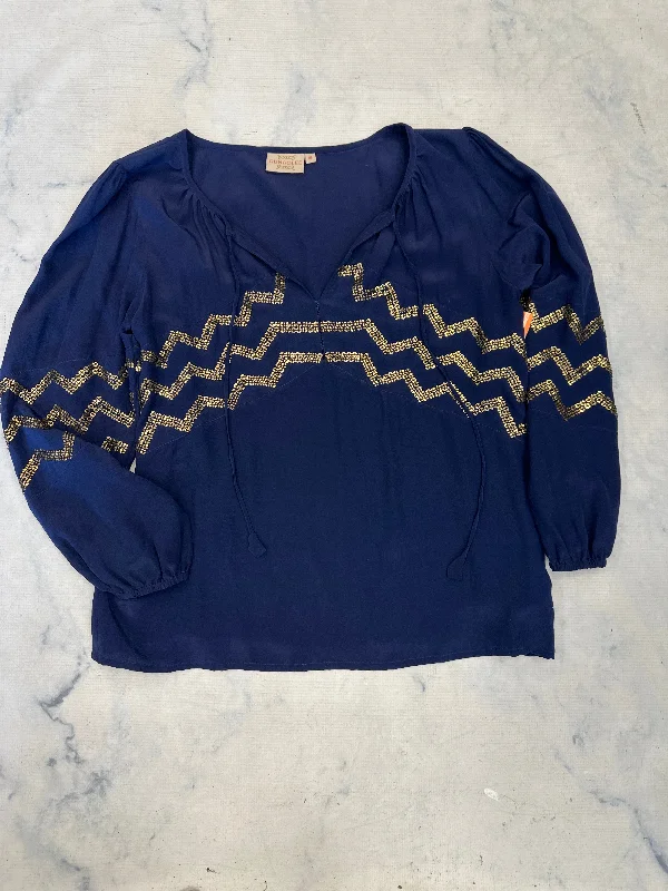 Super Bargain Top Long Sleeve By Cma  Size: S