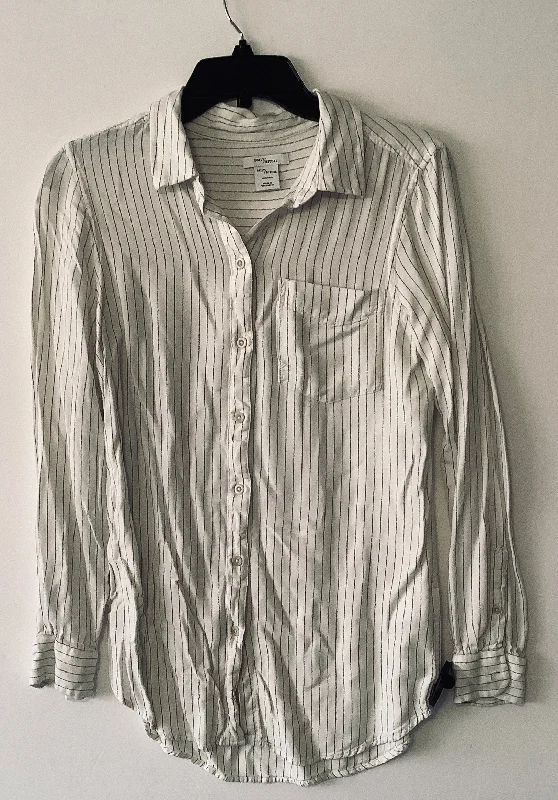 Savings Spectacular Top Long Sleeve By Daily Ritual In Striped Pattern, Size: Xs