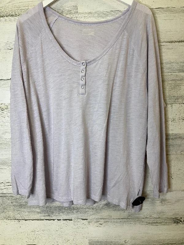 Steals and Deals Top Long Sleeve By Eddie Bauer  Size: 2x