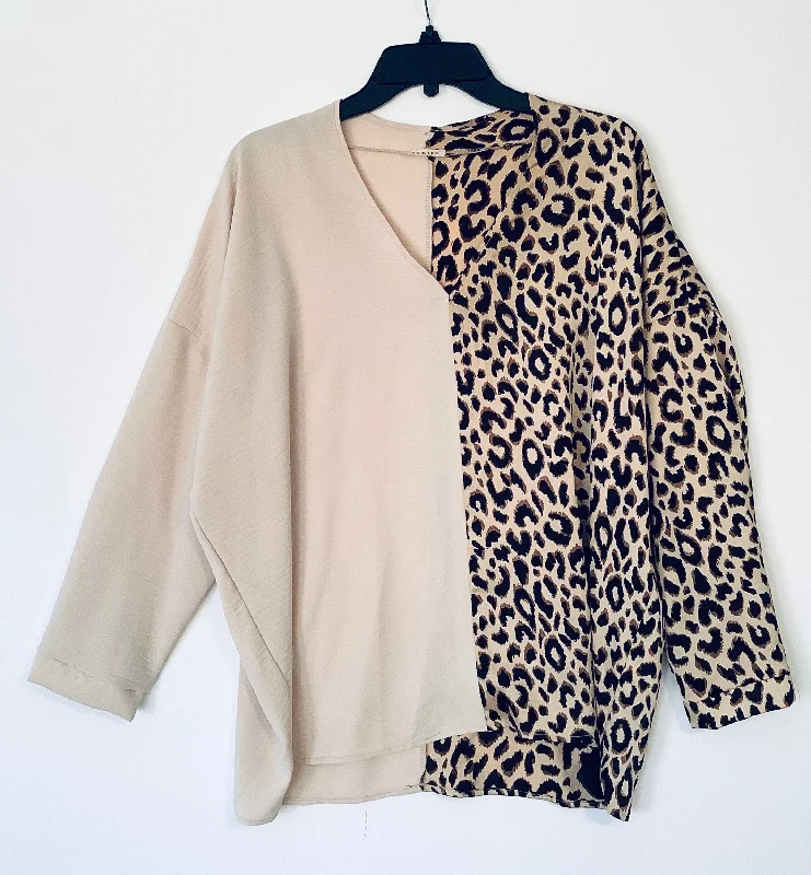 Price Reduction Top Long Sleeve By Jodifl In Animal Print, Size: L