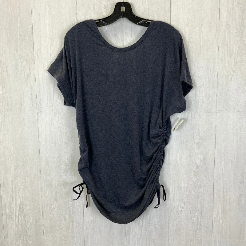 Deep Discounts Top Short Sleeve By Lululemon In Navy, Size: 12