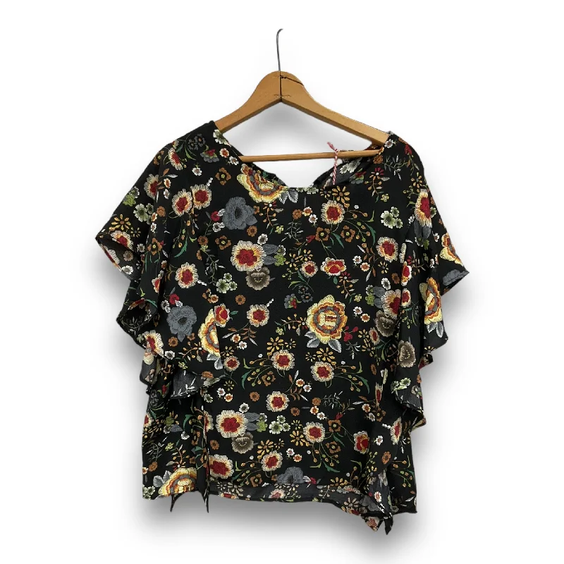 Clearance Event Top Short Sleeve By Umgee  Size: S